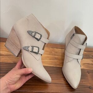 Franco Sarto Granton Block Heel Buckle Grey Leather Bootie Size 11M